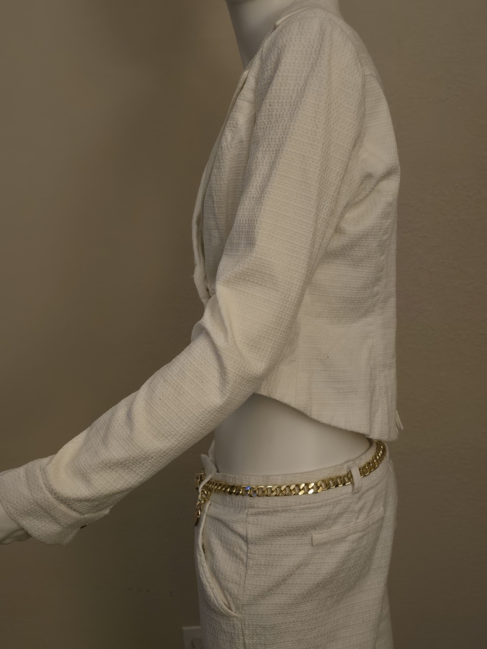 RAMPAGE Cropped Double-Breasted White Tailored Jacket and Pants SeT - Picture 7 of 7